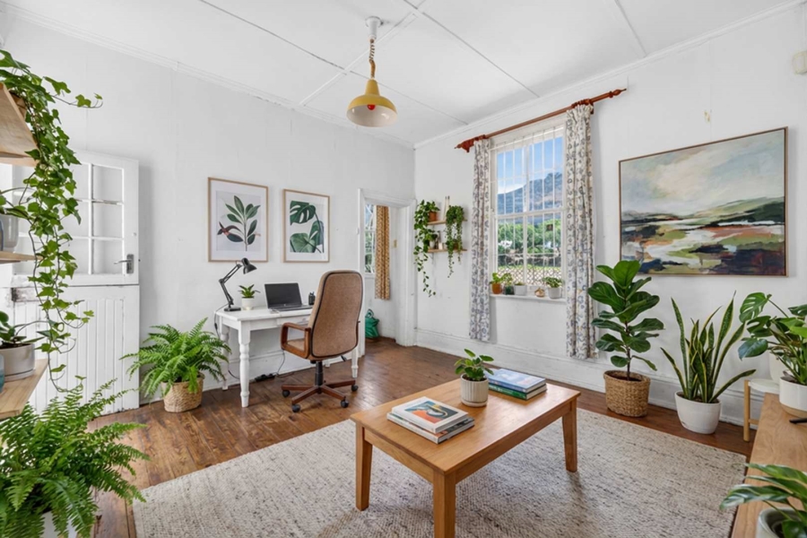 3 Bedroom Property for Sale in Oranjezicht Western Cape